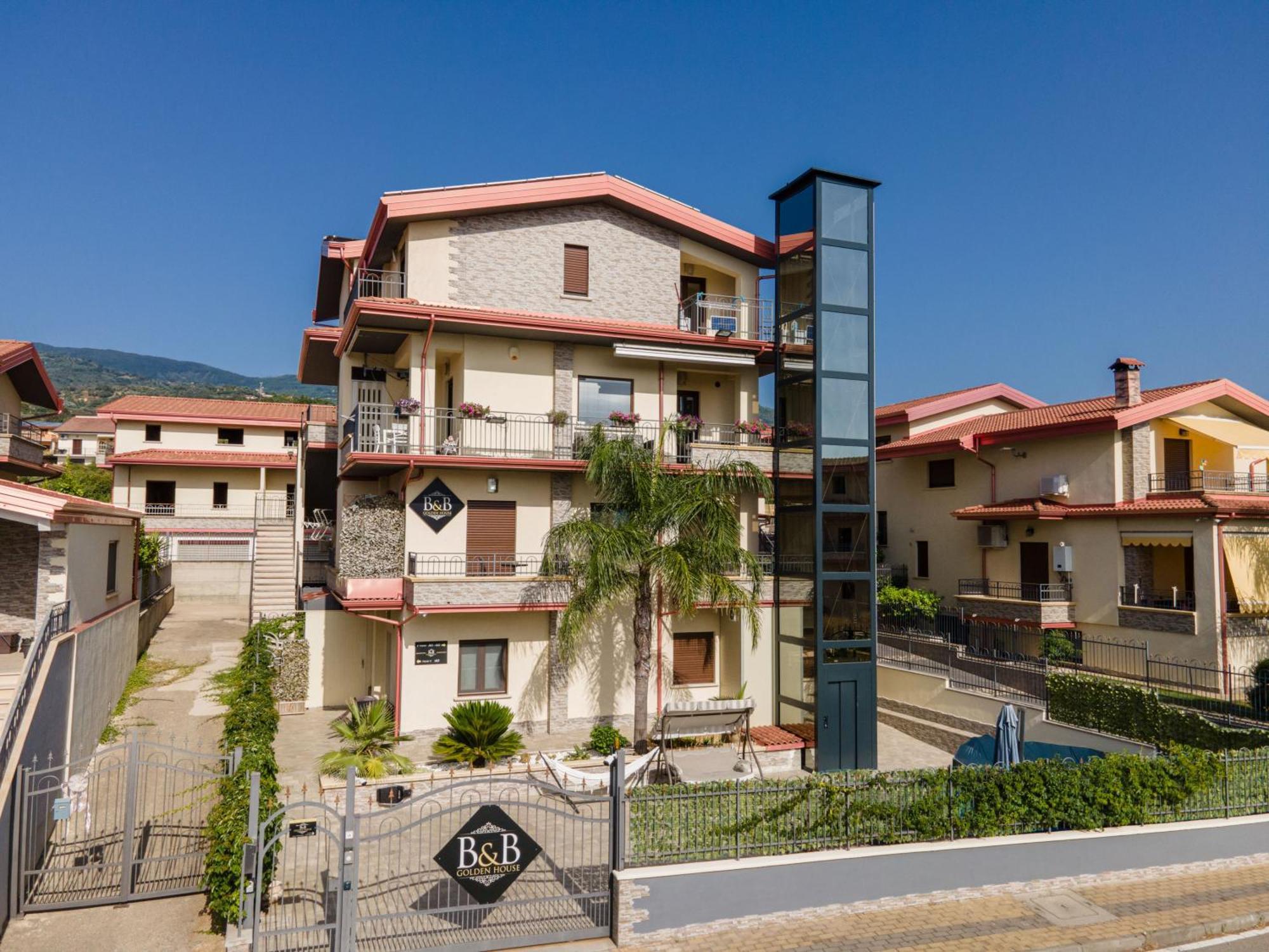 B&B Golden House & Spa Rose Exterior foto